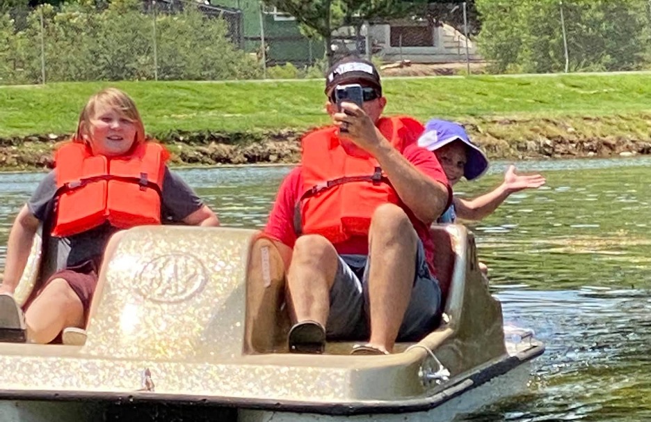 LorraineandDavid06 (1) LorraineandDavid06 (1)